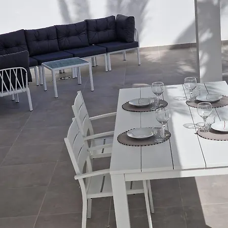 Hoy Caleta Ξενοδοχείο με διαμερίσματα