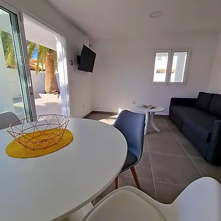 Hoy Caleta Aparthotel
