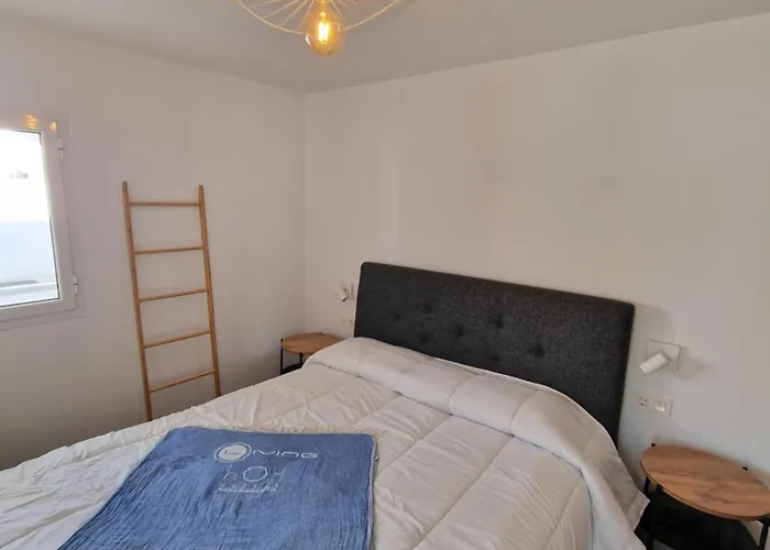 Hoy Caleta 公寓式酒店 科斯塔卡莱塔